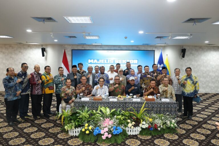 Perkuat Sinergi Perguruan Tunggi, UNAIR Jadi Tuan Rumah Rapat MRPTNI