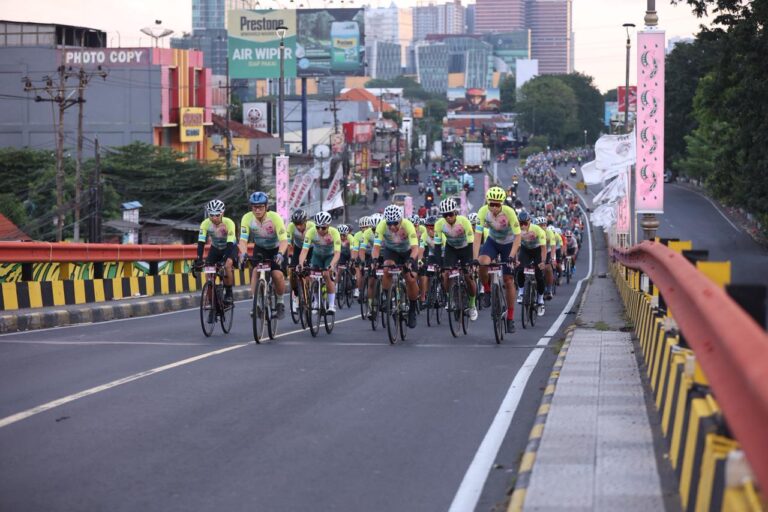 Edisi Ke-12, Bromo KOM Diikuti 1.000 Cyclist dari 319 Komunitas dan 14 Negara