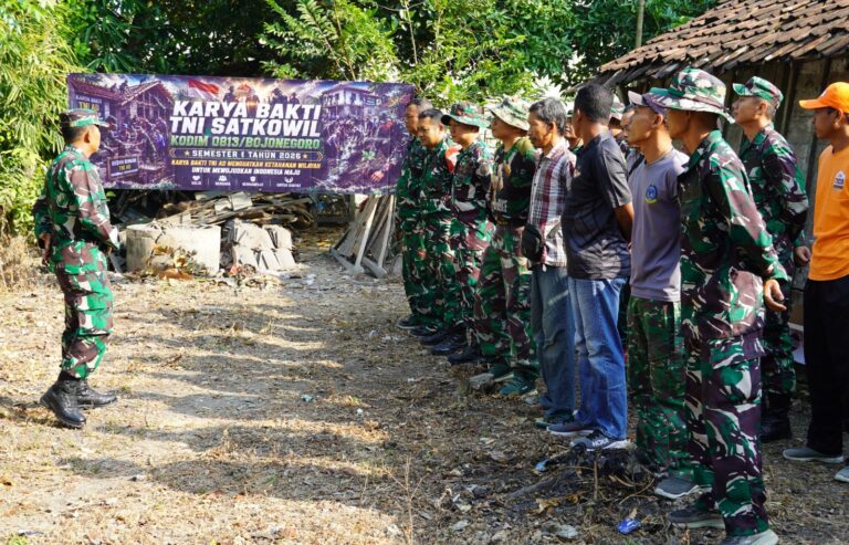 Kodim 0813 Bojonegoro Gelar Kegiatan Karya Bakti TNI Satkowil Semester I tahun 2026.
