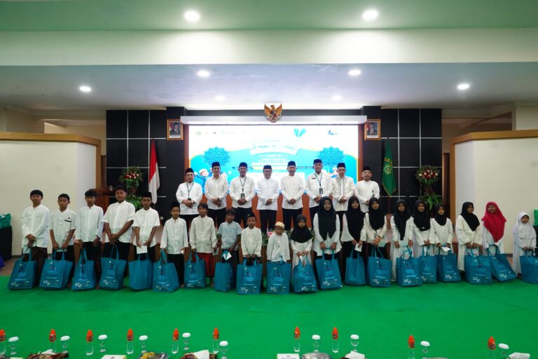 Kemenag Jatim Salurkan 35.835 Paket Santunan pada Lebaran Yatim 2026