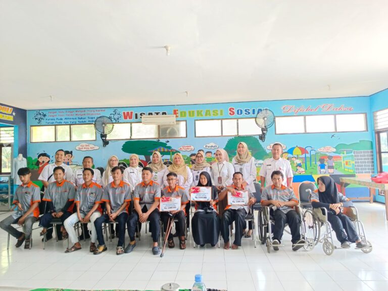 UPT RSBD Pasuruan Fasilitasi Penyaluran Bantuan Sosial bagi Penerima Manfaat