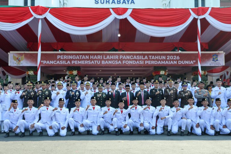 Pemkot Surabaya Gelar Upacara Hari Lahir Pancasila 2026, Wawali Armuji: Pancasila adalah Jangkar Moral Bangsa