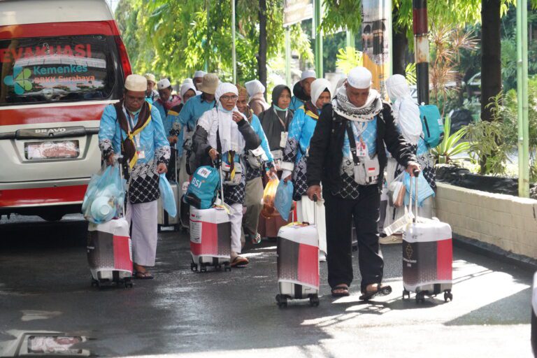 Operasional Pemulangan Haji Hari Ke-22, Debarkasi Surabaya Terima Kepulangan 30.673 Jamaah dan Petugas hingga Kloter 81