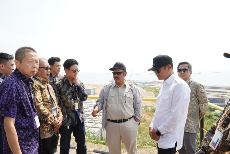 Menteri PPN Tinjau Kawasan Industri Pantura