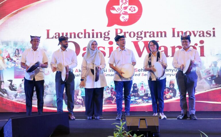 Diresmikan Menteri Kesehatan, Banyuwangi Gandeng Noora Health Luncurkan Konsultasi Kesehatan Hotline via Whatsapp 24 Jam 