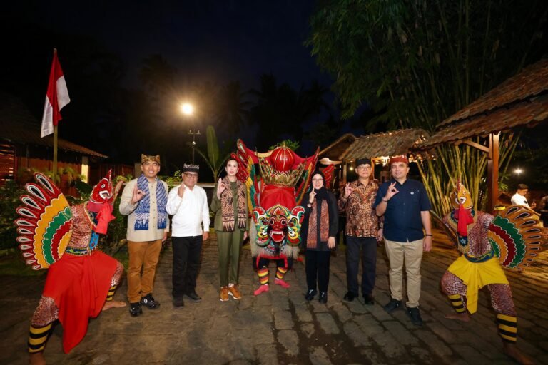 Menginap di Banyuwangi, Menpar: Contoh Keberhasilan Pengembangan Pariwisata Indonesia