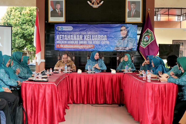 Pemkab Lumajang Perkuat Peran Keluarga melalui Sekolah Orang Tua Hebat