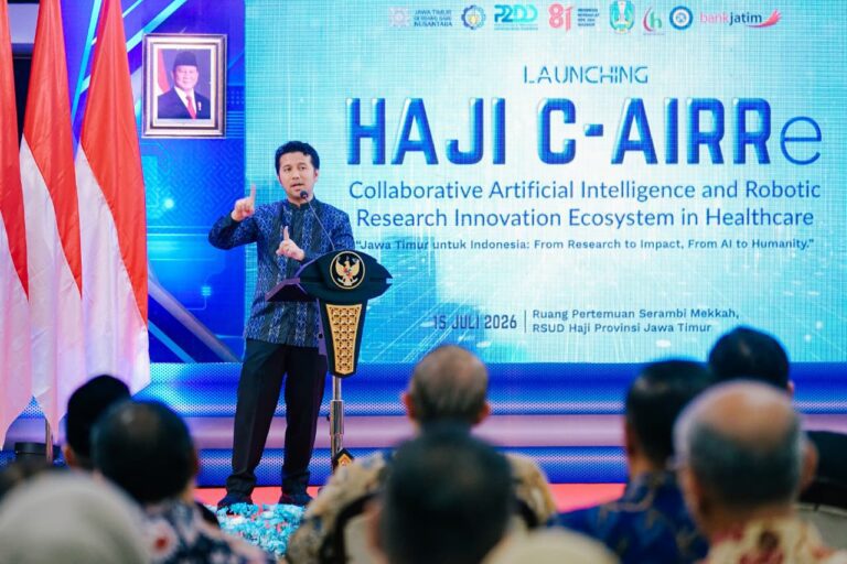 Wagub Emil Launching HAJI C-AIRRe 2026, Sebut Tonggak Transformasi Digital Kesehatan Jawa Timur Menuju Rumah Sakit Berkelas Dunia