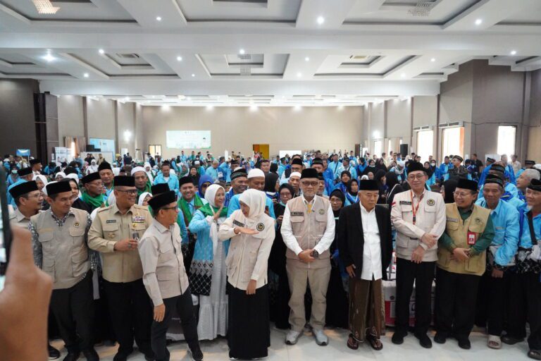 Hari Ke-31 Debarkasi Surabaya Tuntas, Operasional Pemulangan Jemaah Haji Tahun 1447 H/2026 M Resmi Berakhir