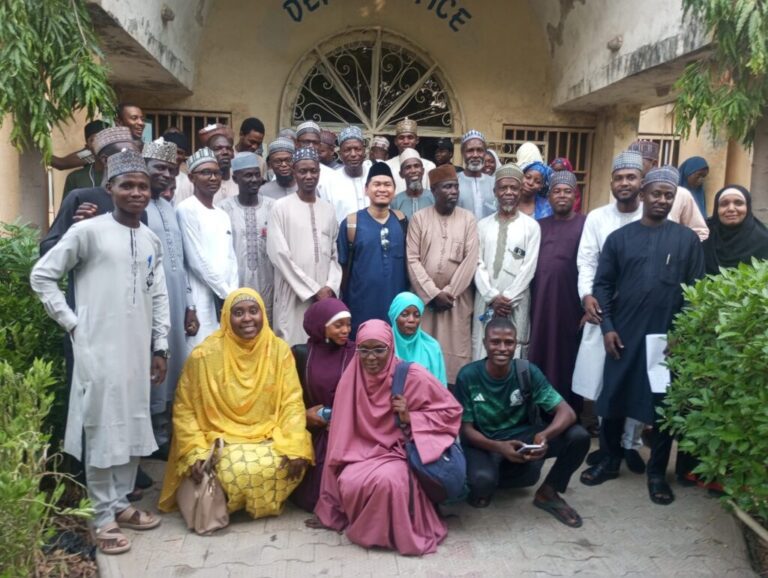 Dosen FTMM UNAIR Bahas Nanokimia pada Kuliah Tamu Internasional di Nigeria