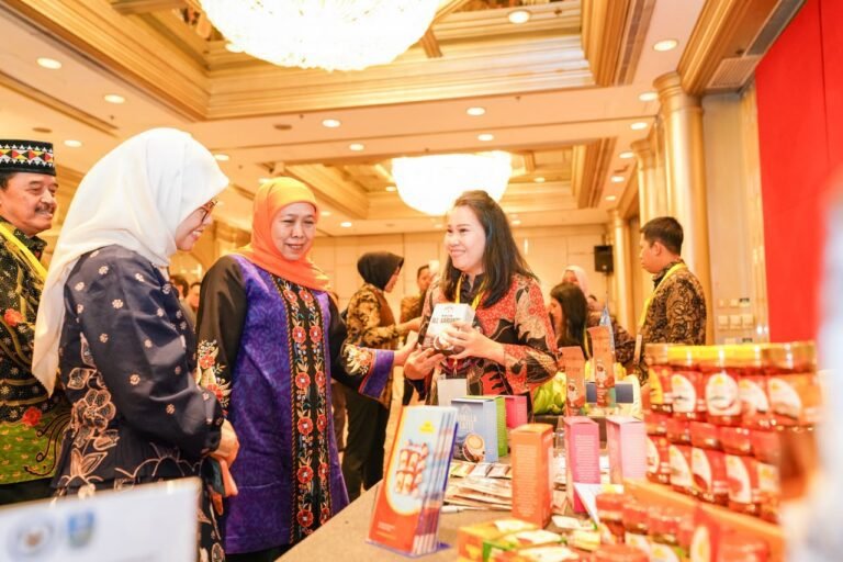 Gubernur Khofifah Pimpin Langsung Misi Dagang dan Investasi Jatim-Hong Kong, Catatkan Transaksi Fantastis Rp12,038 Triliun