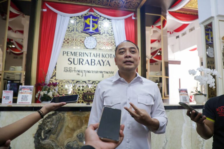Wali Kota Eri Cahyadi Minta Camat-Lurah Bikin Hotline untuk Atasi Masalah Warga