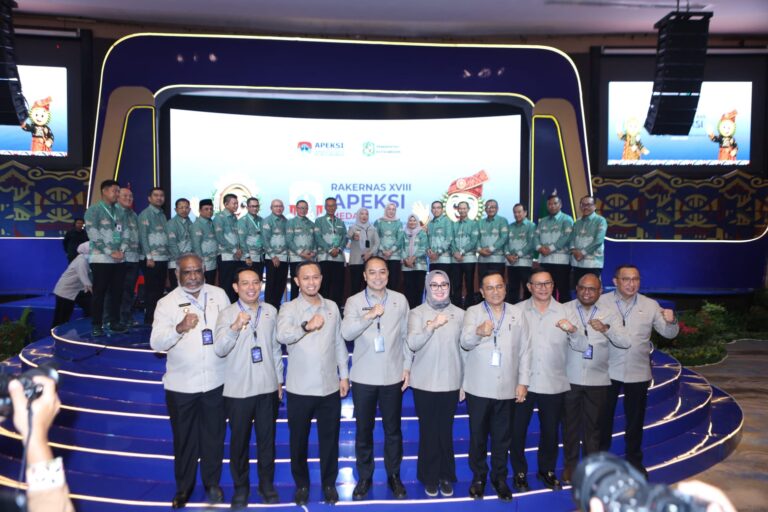 Tutup Rakernas APEKSI 2026, Wali Kota Eri Tegaskan Komitmen Kawal Program Presiden