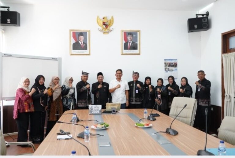 Bupati Bojonegoro,  Menerima Audiensi Jajaran Balai Penyelenggara Jaminan Produk Halal (BPJPH)