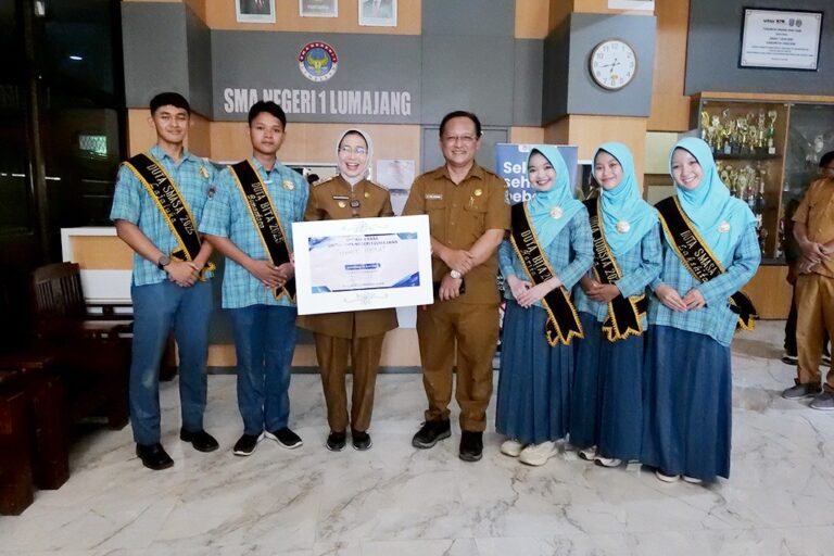 Bupati Lumajang Ajak Pelajar Baru Bangun Karakter melalui Tiga Pilar Utama pada MPLS