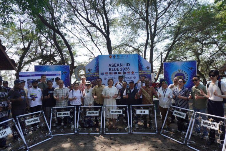 Libatkan Komunitas Nelayan dan Pesisir dalam Pengelolaan Potensi Bahari, Banyuwangi Diapresiasi Delegasi ASEAN ID Blue 