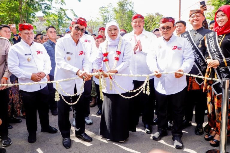 Gubernur Khofifah  Buka “Koperasi Explore 2026” di Pamekasan, Dorong Penguatan Peran Koperasi Sebagai Penggerak Ekonomi Kerakyatan Sekaligus Perluas Akses Promosi Pelaku UMKM