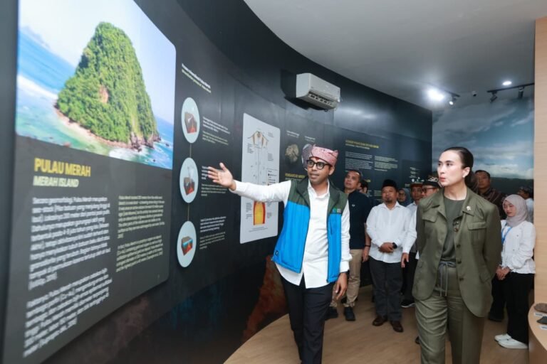 Gelar Rakor di Banyuwangi Menpar Mantapkan Revalidasi UGG Geopark Ijen
