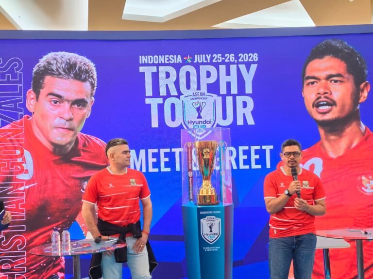 Trophy Tour ASEAN Hyundai Cup 2026 Sambangi Jakarta, Trofi Piala AFF Dipamerkan di Kota Kasablanka