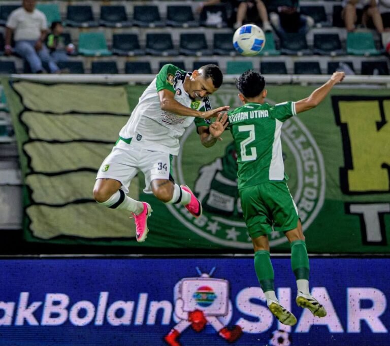 Persebaya Singkirkan PSMS 1-0