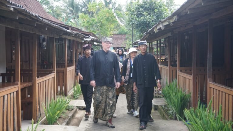 Asesor UNESCO Apresiasi Komitmen Banyuwangi Menjaga Standar Pengelolaan Geopark Ijen