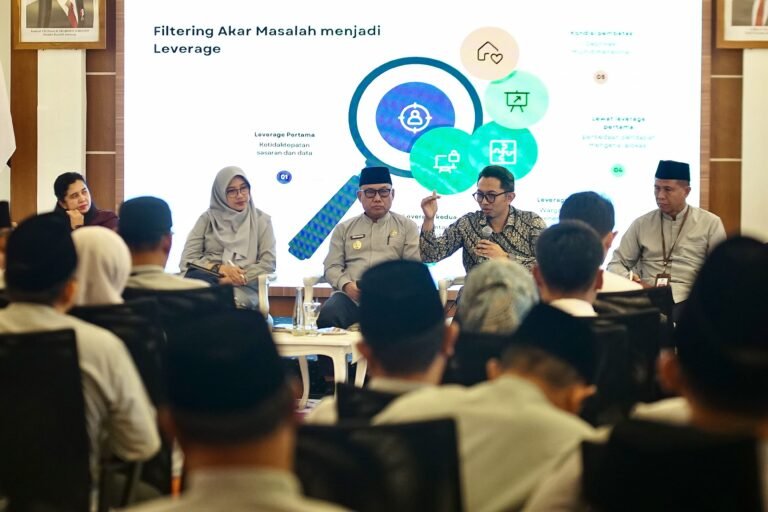 Setelah Sukses Digitalisasi Perlinsos, Pemerintah Kembali Pilih Banyuwangi Jadi Pilot Project Pengentasan Kemiskinan Nasional 