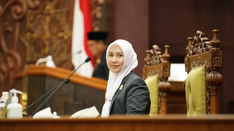 DPRD Jatim Setujui Raperda Obat Bahan Alam dan Transportasi Online Jadi Inisiatif Dewan