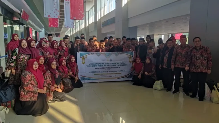 Bertolak ke Makassar, Kafilah Jatim Siap Berjuang di MTQ VIII KORPRI 2026