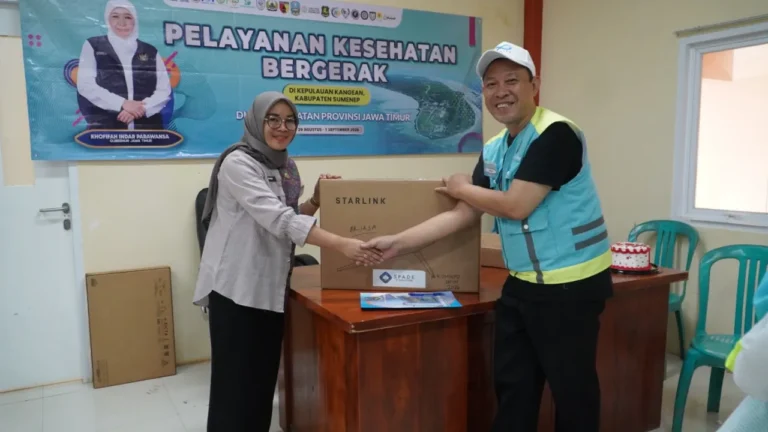 Jatim Perkuat Layanan Kesehatan Kepulauan, Tiga Puskesmas di Kangean Dapat Starlink