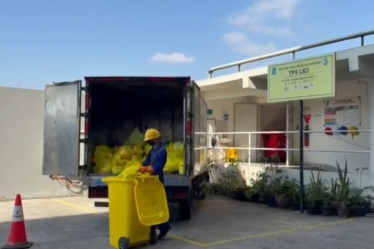 Heboh Temuan Limbah Medis di Sidoarjo, Wali Kota Eri: Merek Spuit Itu Tak Pernah Dipakai RSUD EC