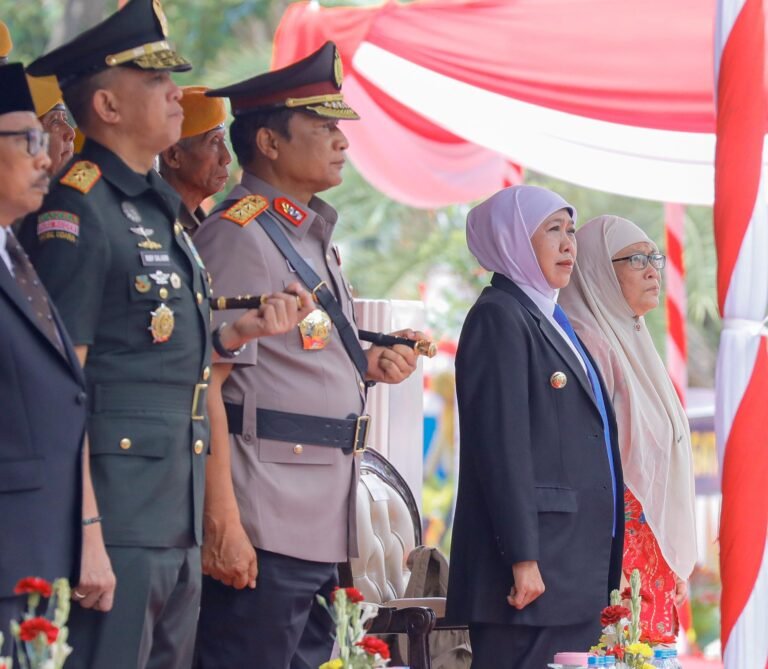 Gubernur Khofifah  Hadiri Upacara Peringatan Hari Juang Polri 2026 Dipimpin Langsung Kapolri di Monumen Perjuangan Polri Surabaya, Ajak Hidupkan Kembali Semangat Pengabdian Pahlawan Nasional M Jasin