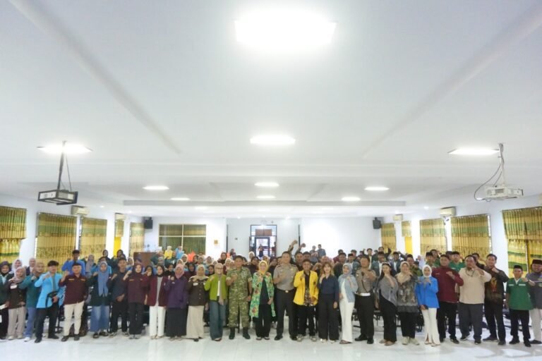 Bupati Lumajang Ajak Mahasiswa Jaga Persatuan dan Bijak Bermedia Sosial