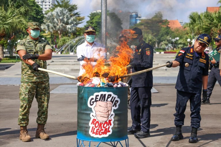 43,2 Juta Batang Rokok Ilegal Dimusnahkan, Pemkot Surabaya dan Bea Cukai Perkuat Pengawasan