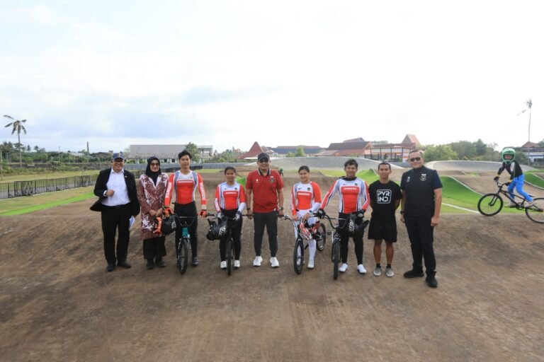 Targetkan Emas Asian Games 2026, Timnas BMX Indonesia Digembleng di Banyuwangi