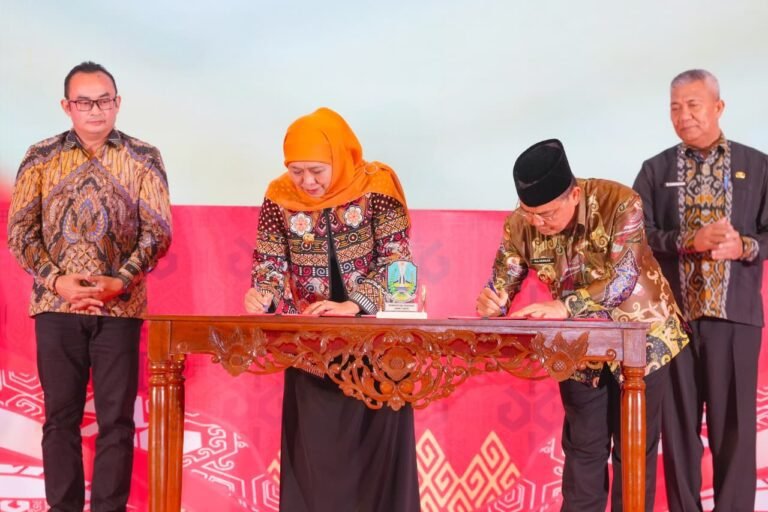 Gubernur Khofifah Pimpin Misi Dagang dan Investasi Jatim-Kalbar, Berhasil Catatkan Transaksi Capai Rp 2,529 Triliun