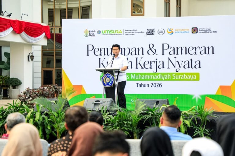 Wagub Emil Tutup Pameran KKN UMSURA 2026, Dorong Peran Aktif Perguruan Tinggi Jadikan Jatim Laboratorium Hidup Berbagai Inovasi