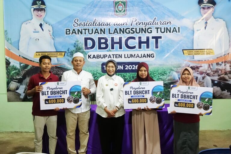 100 Buruh Pabrik Rokok di Lumajang Terima BLT DBHCHT Rp600 Ribu