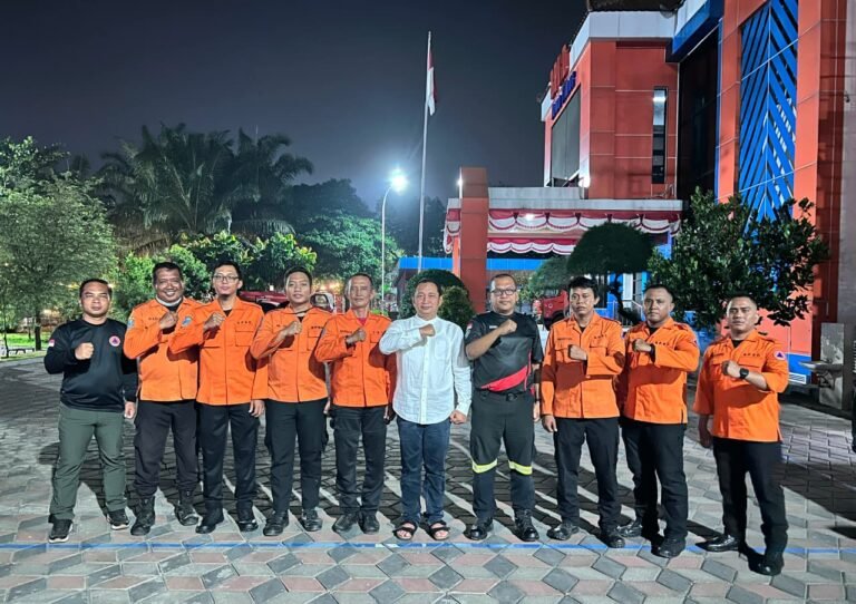 Peduli Gempa NTT, Pemprov Jatim Kirim Personel BPBD ke Lokasi Kejadian