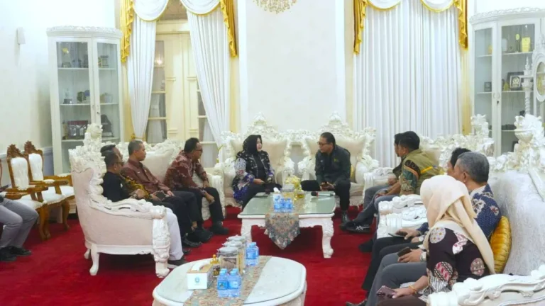 Ratusan Ribu Keluarga di Ponorogo Terima Bantuan Pangan Pemerintah