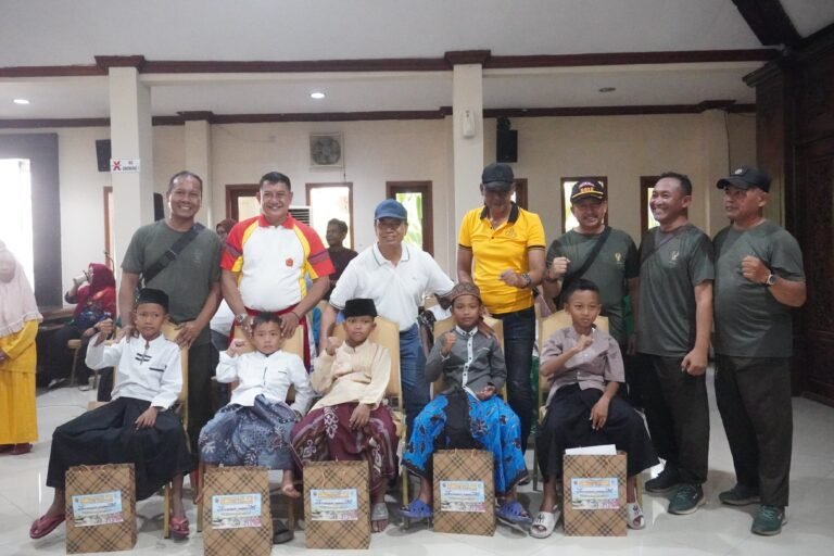 Baksos Warnai Rangkaian HUT ke-81 TNI di Lamongan