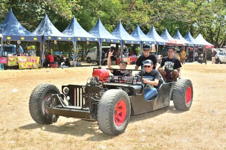 Bupati Yes Kenalkan Potensi Wisata Waduk Gondang ke Ribuan Scooterist Jawa Timur