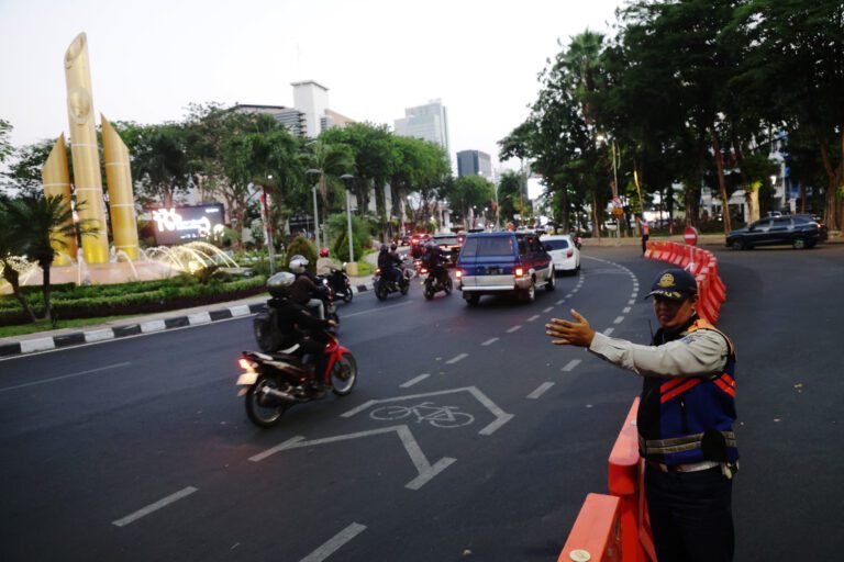 Pemkot Surabaya Uji Coba Balik Arah Embong Gayam-Sawo, Antisipasi Risiko Kecelakaan
