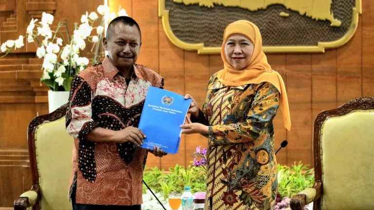 Gubernur Khofifah Dukung Persiapan Konferensi PWI Jatim XVI 2026