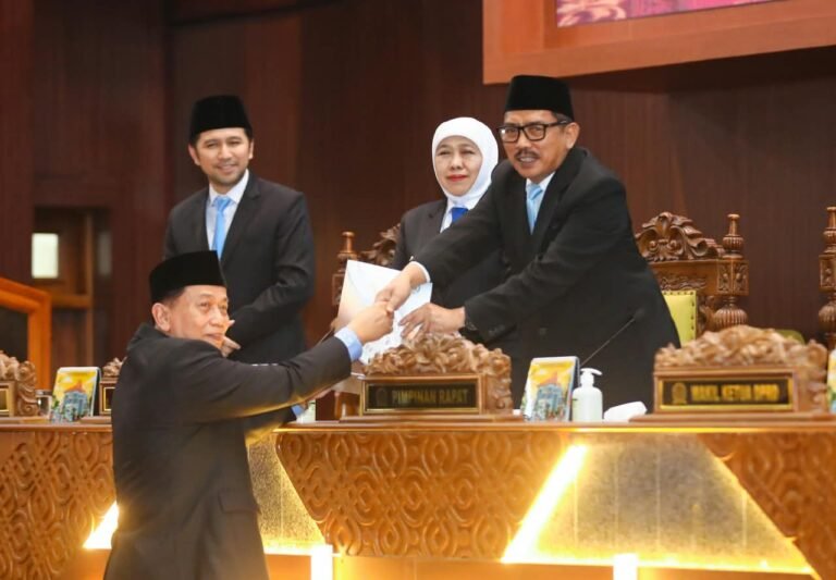 Gubernur Khofifah dan DPRD Jatim Setujui Raperda Tentang Penghormatan, Perlindungan dan Pemenuhan Hak Penyandang  Disabilitas, Perkuat Akses Pendidikan hingga Kesempatan Kerja