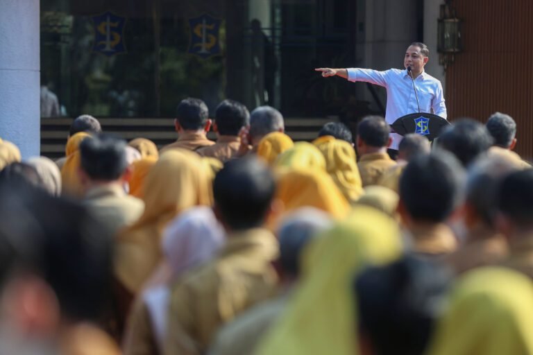Wali Kota Eri Instruksikan ASN Pindah Kantor ke Balai RW, Fokus Selesaikan Kemiskinan hingga Stunting
