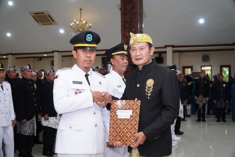 Bupati Lamongan Lantik 60 Pejabat, Dorong Penguatan Kinerja Pemerintahan