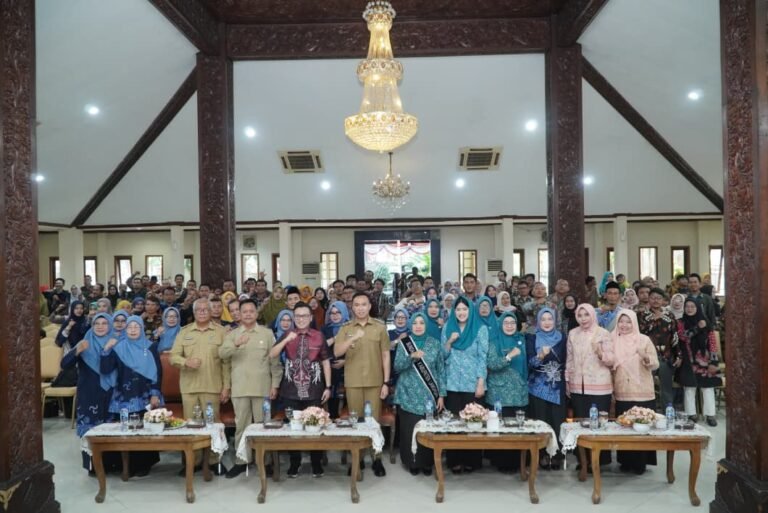 Ajak Orang Tua Dampingi Anak di Era Digital, Forum PAUD Lamongan Gelar Seminar Parenting