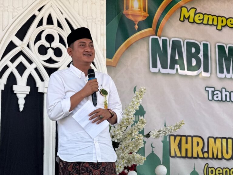 Maulid Nabi di Jatiroto, Wabup Lumajang Ikuti Pengajian Bersama KHR Moh. Kholil As’ad Situbondo
