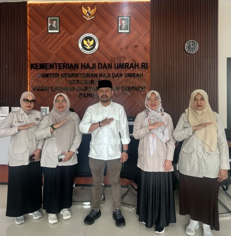 Perkuat Pelayanan Haji, Staf Khusus Kementerian Haji dan Umrah RI Kunjungi Kantor Kementerian Haji dan Umrah Surabaya