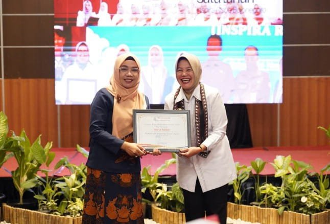 Wabup Nurul Azizah Raih Inspira Risbo Dedication Awards 2026